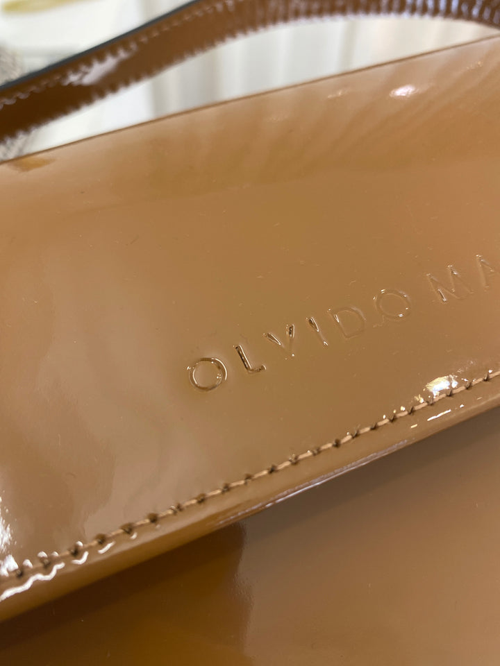 Bolso Celia · Charol Caramelo