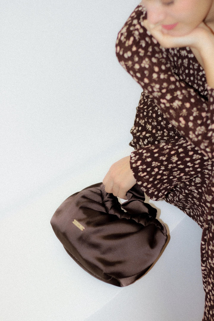 Bolsito Bianca · Marrón Chocolate