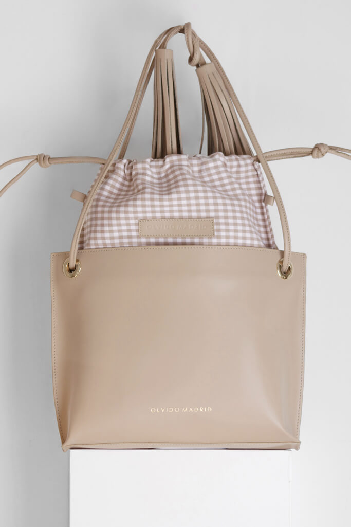 Bolso Shopper Bea + Bolso Daniela · Nude