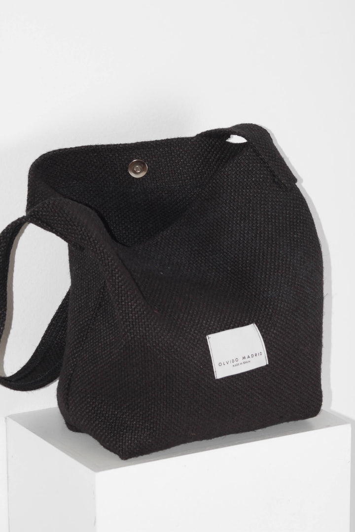 Shopper · Rafia Negro