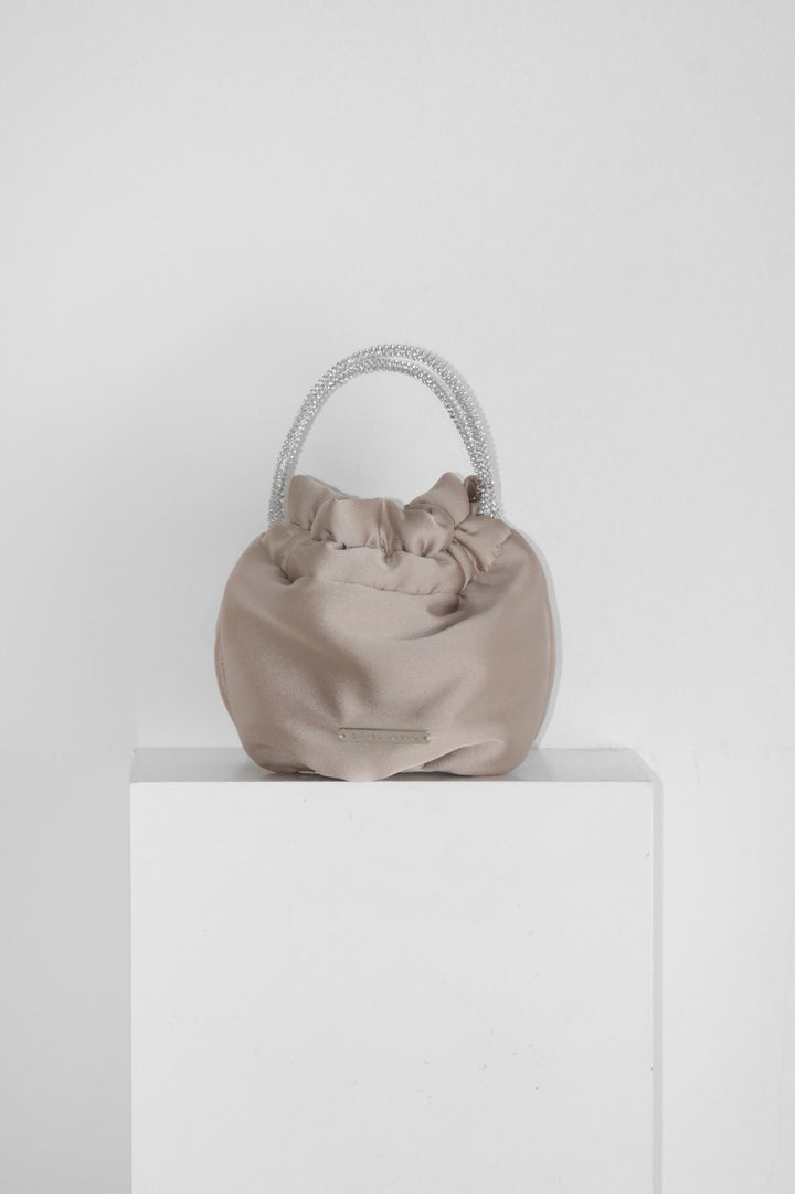 Bolso Gala · Satén microtextura beige
