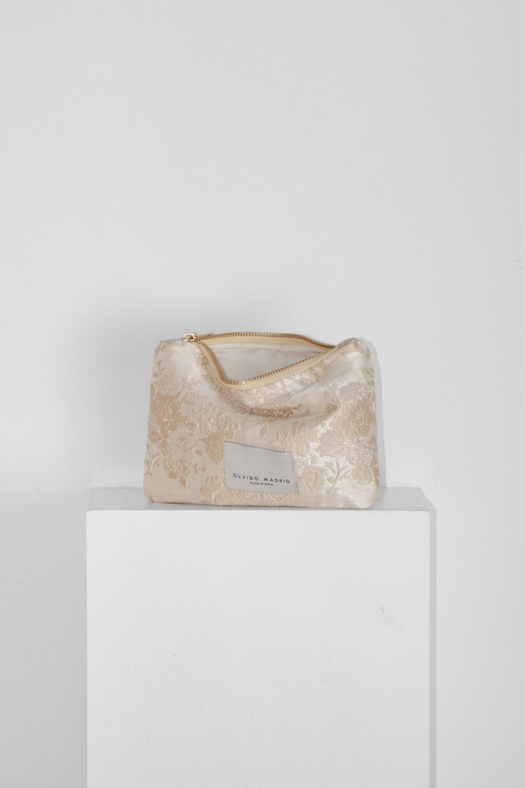 Carterita · jacquard nude