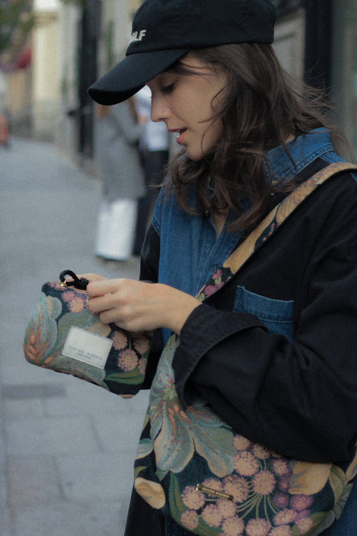 Carterita Tapiz · Lirios