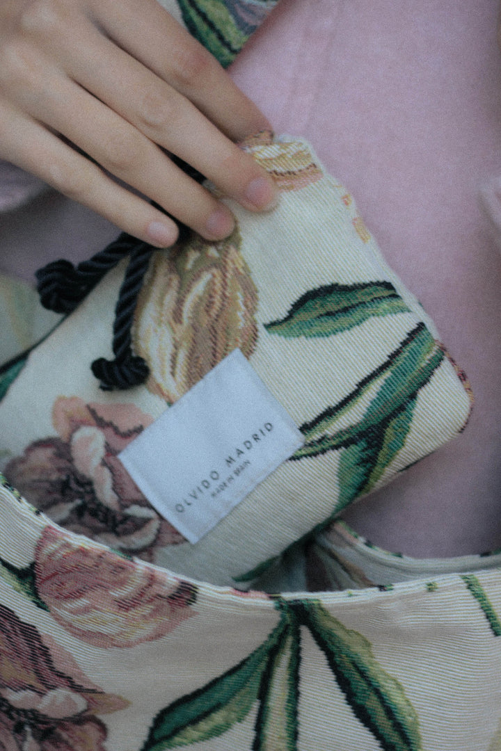 Carterita Tapiz · Tulipanes