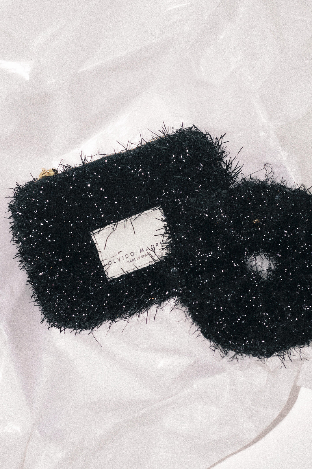 Monedero + coletero de regalo · Negro