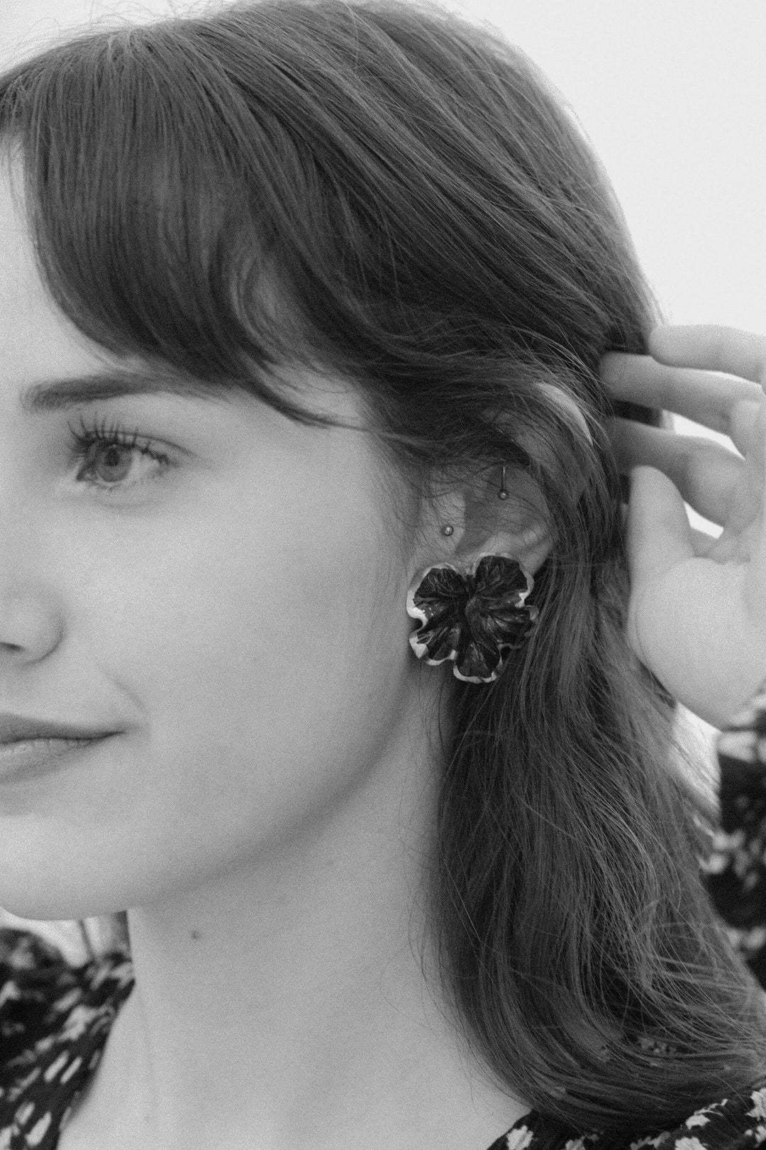 Pendientes Aspen · esmalte Chocolate