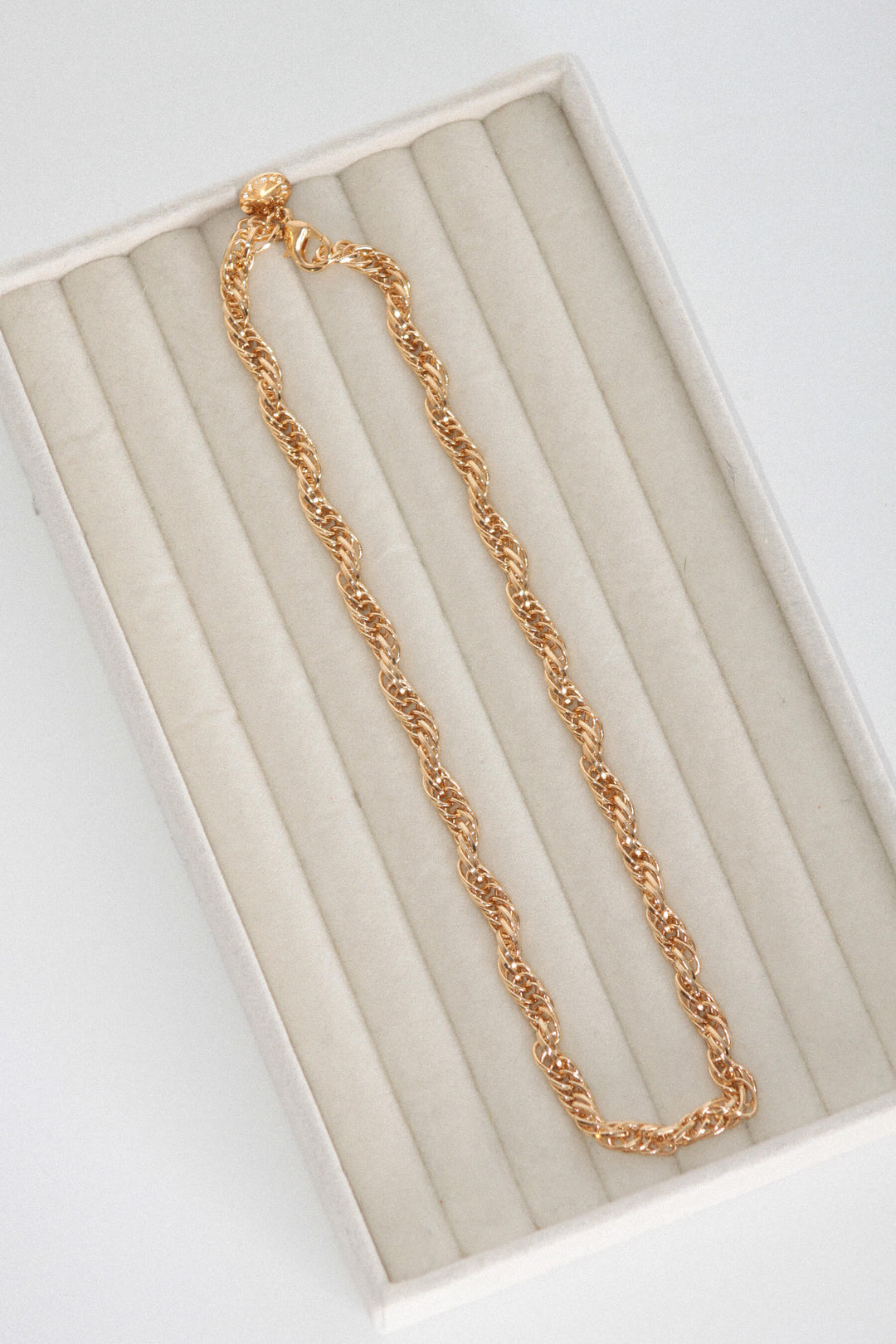 Collar Diana