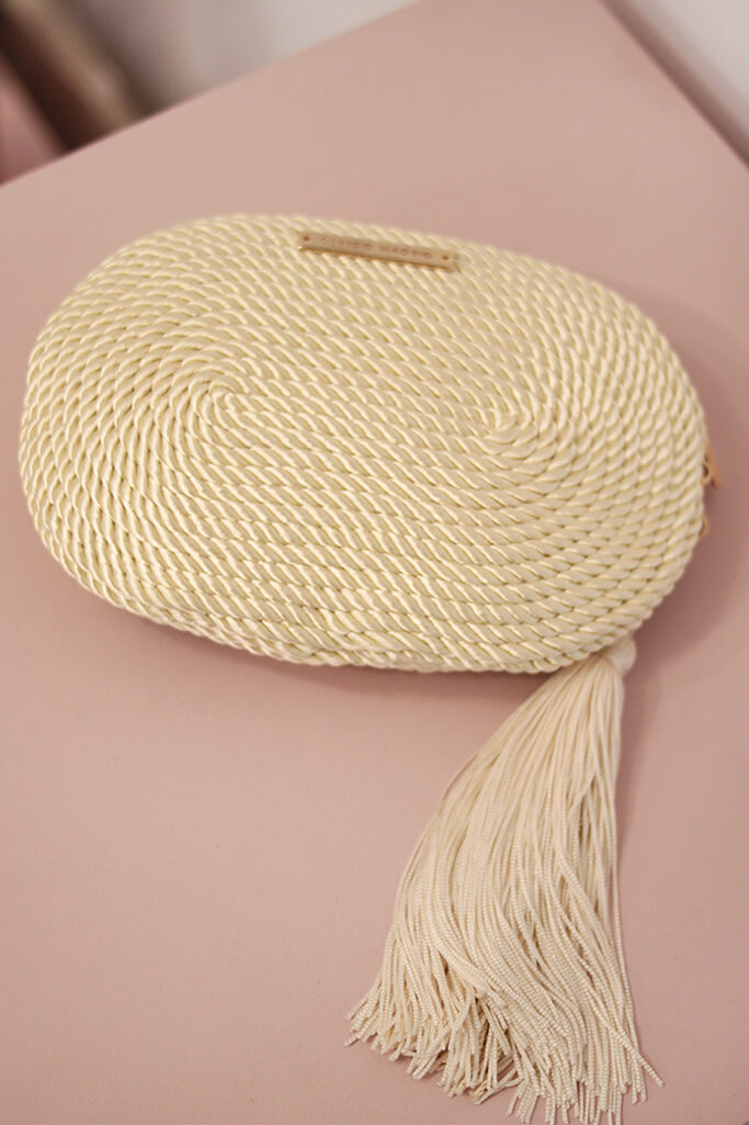 Bolso Antonia *BORDADO* · Amarillo pastel